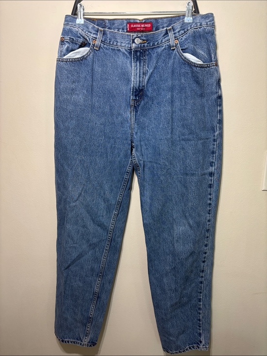 Levi's Other - Levi's Classic Relaxed 550 Jeans